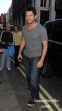 Gerry leaving London hotel - 03 Aug 2009 Th_full_heigl_and_butler_hotel_03_wenn