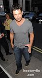 Gerry leaving London hotel - 03 Aug 2009 Th_full_heigl_and_butler_hotel_34_wenn