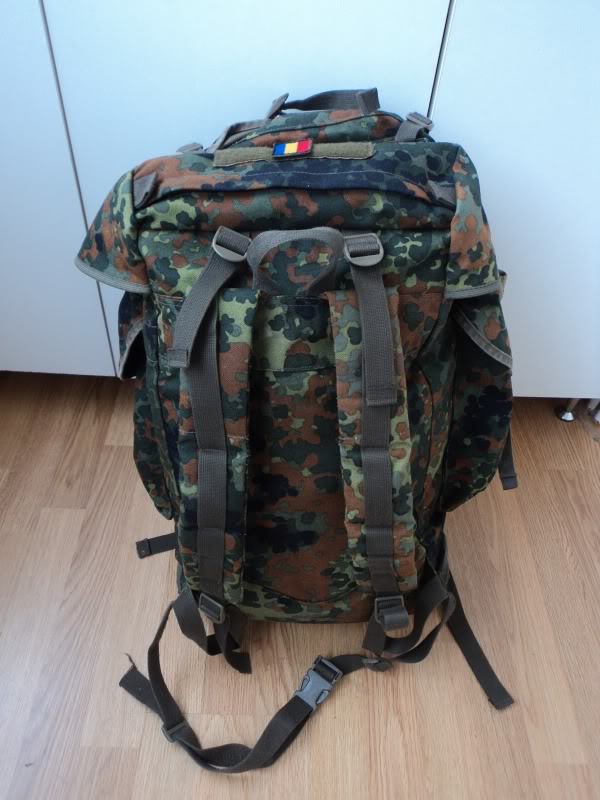 Rucsac original Bundeswehr - flecktarn DSC00633