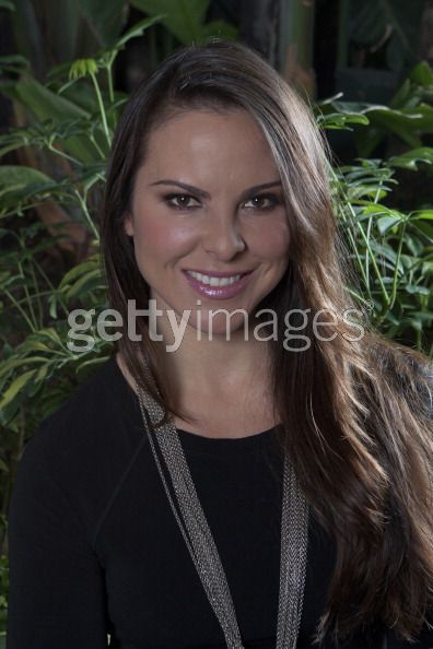  KATE DEL CASTILLO D755a5019dd51ef2e9ca2fb121f96df5