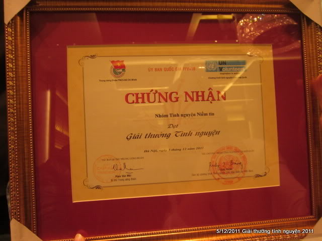 Nhóm Tình Nguyện Niềm Tin tuyển TNV năm 2013 Giai-thuong-tn6