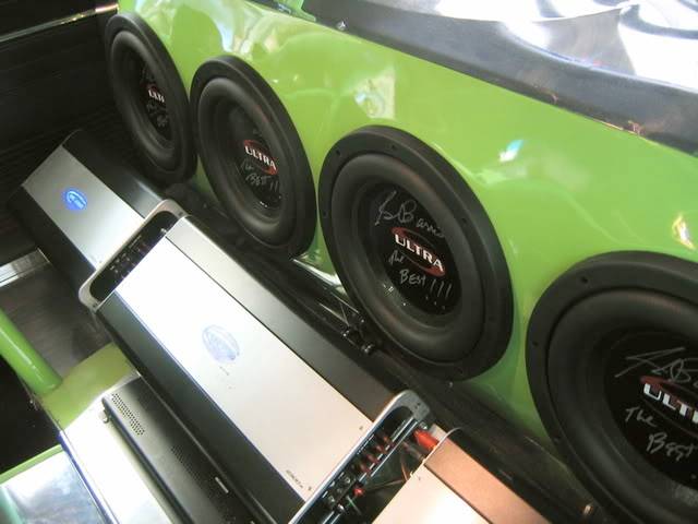 Just good old born in the U.S.A. subwoofers. Ultracharger07pn7