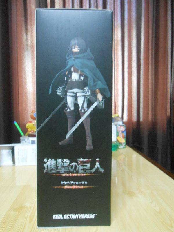 [Review] Mikasa Ackerman RAH -Shingeki no Kyojin- (Medicom Toy)  Mikasacajalateral2_zpseb45ba94