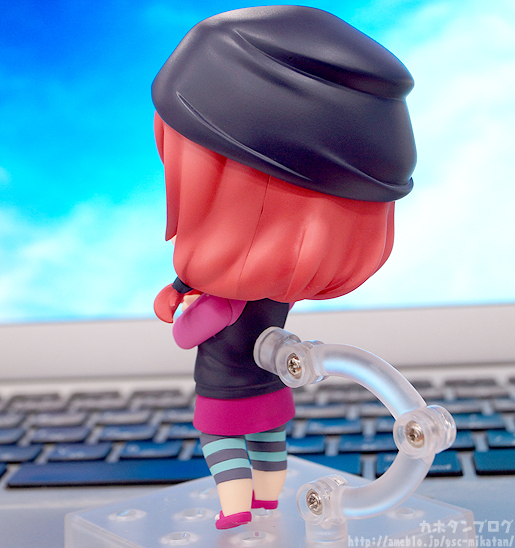 Nendoroid Maki Nishikino Renshuugi ver. -Love Live! School Idol Project- (Good Smile Company) -RESERVAS ABIERTAS- 3_zpsihhcf71p