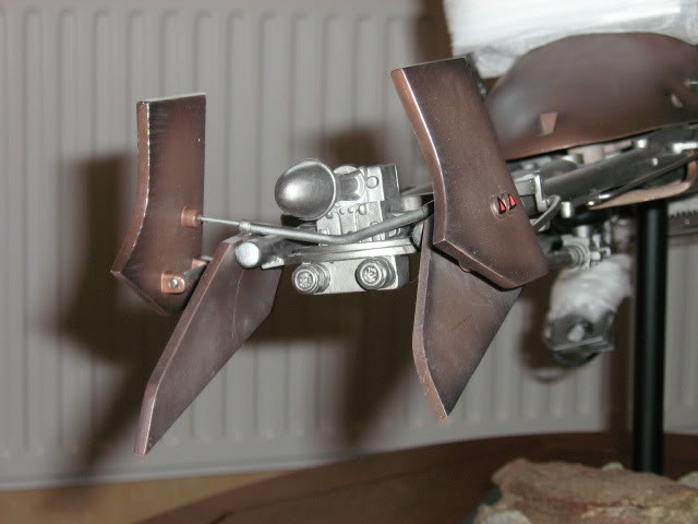 Speeder Bike and Scout 1/4 Premium - Page 4 Photo015-1