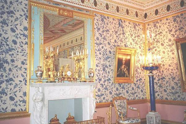 Los palacios de los Romanovs - Página 23 1049172993012436510S600x600Q85