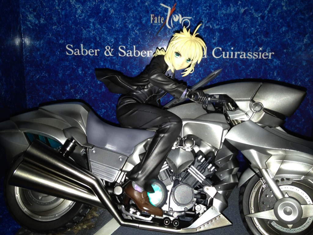 [Preview] saber 1/8 & saber motored cuirassier -Fate/ZERO- (Good Smile Company) IMG_0547