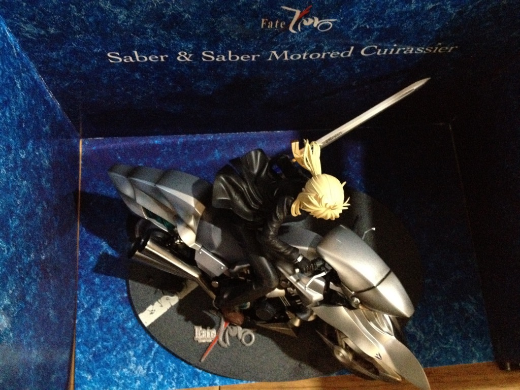 [Preview] saber 1/8 & saber motored cuirassier -Fate/ZERO- (Good Smile Company) IMG_0573