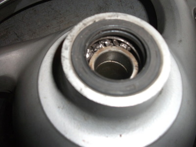 Wheel bearing failure at 27,000 miles DSCF9588