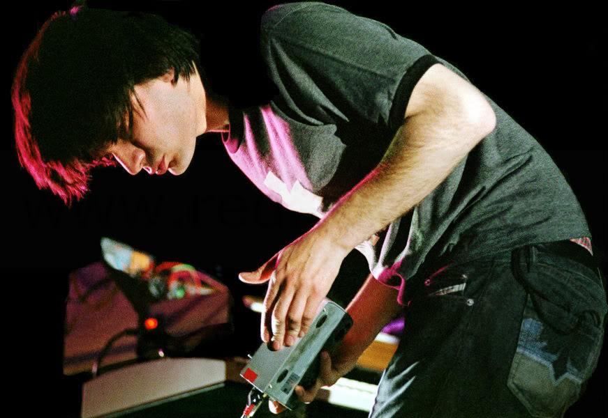 [Fotos] Jonny Greenwood - Pgina 14 Mmmfingers