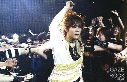 GazettE (Visual kei) - Pgina 12 Kai-37