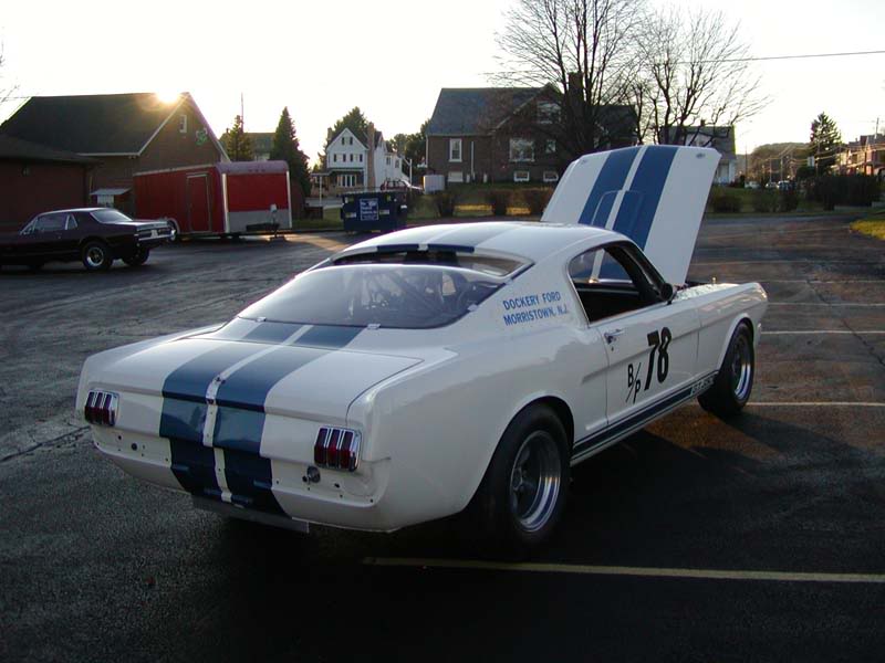 Referencia: Ford Mustang 1964 até 1972 1965%20Shelby%20GT350R%20Mustang2_zpsupzf0nv0