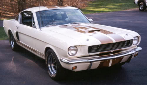 Referencia: Ford Mustang 1964 até 1972 1966%20Shelby%20Hertz%20Mustang%20-%20White_zpssoiip0rh