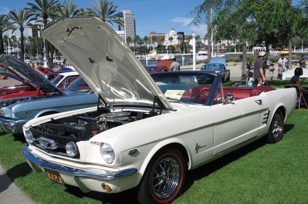 Referencia: Ford Mustang 1964 até 1972 1966%20gt%20com%20opicional%20pneus%202%20listras_zps98k5eicq