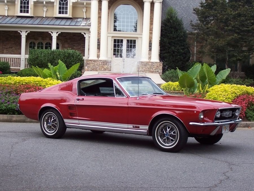 Referencia: Ford Mustang 1964 até 1972 1967%20Mustang%20GT%20with%20standard%20tires_zpsvq7xopa4