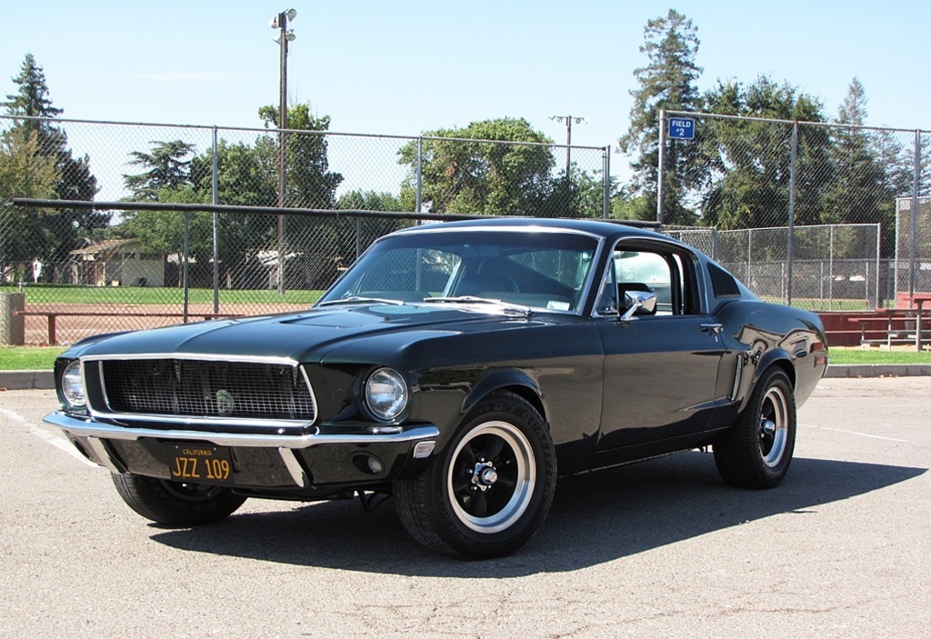 Referencia: Ford Mustang 1964 até 1972 Probably%20the%20most%20famous%20and%20most%20valuable%20Mustang%20is%20the%20one%20used%20in%20the%201968%20movie%20BULLITT%20the%20value%20of%20the%20car%20is%20around%20_zpsvosdaq3u