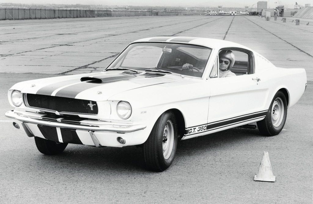 Referencia: Ford Mustang 1964 até 1972 The%20First%201965%20Shelby%20GT%20350_zpsa3xtqpob