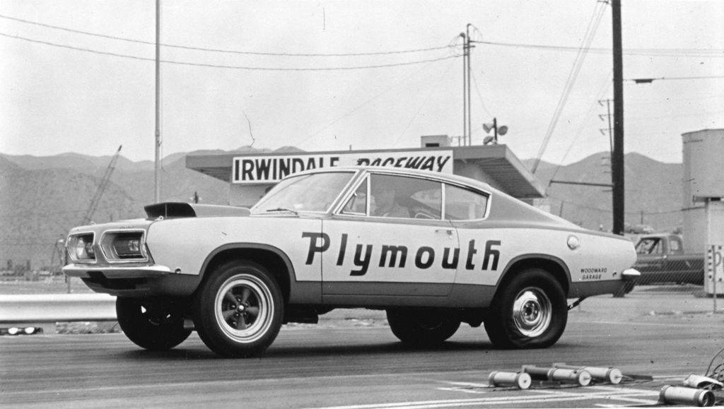 Referencia: Plymouth Cuda & Barracuda 1968%20Hemi%20Barracuda%20Prototype_zpsp8qustma