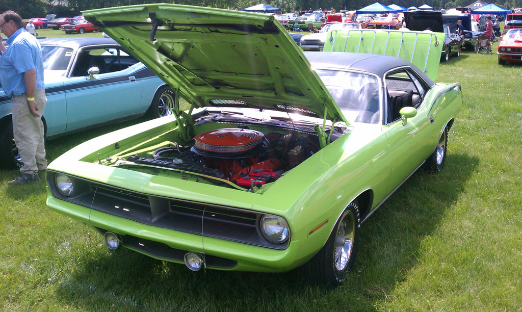 Referencia: Plymouth Cuda & Barracuda 1970%204406%20Cuda%20with%20N97%20Noise%20reduction%20Package%20for%20California%204406%20amp%20Hemi_zps22rwwht5