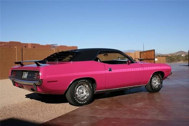 Referencia: Plymouth Cuda & Barracuda 1970%20CUDA%20340%20COUPE%20moulon%20Rouge%20with%20the%20ultra%20rare%20pink%20strobe%20stripe_zpsppotcpmg