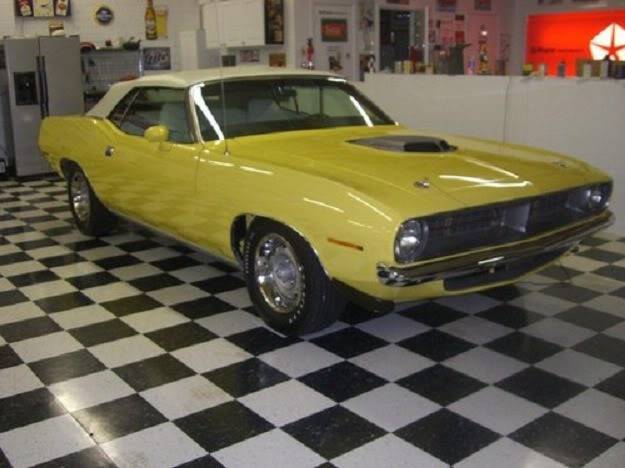 Referencia: Plymouth Cuda & Barracuda 1970%20Cuda%204406%20390HP%20Convertible1%20one%20of%20the%2012%20auto%204406%20convertibles%20and%202%20of%20the%208%20Cuda%20convertibles%20with%20a%20Shaker%20Hood%20n_zpsuoxsrphz