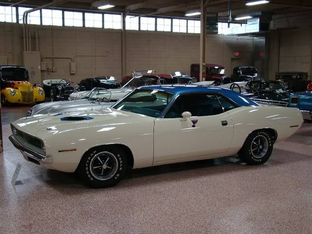 Referencia: Plymouth Cuda & Barracuda 1970%20PLYMOUTH%20BARRACUDA%20ST.LOUIS%20BLUES%20EDITION1_zpse0te3wzr