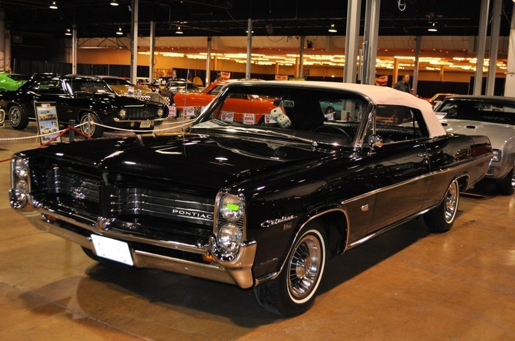 Referencia: Pontiac Catalina - Grand Prix's 1964%20421%20H.O.%20Catalina%2022%20Convertible_zpsa8xzclsp