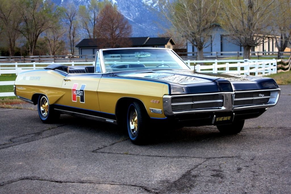 Referencia: Pontiac Catalina - Grand Prix's 1967%20Hurst%20Pontiac%20Grand%20Prix%20Convertible%20Promotional%20Car%201%20of%203_zpsrdqm5yst