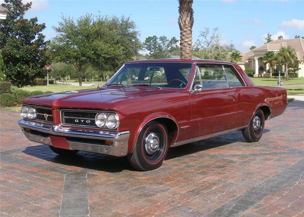 Referencia: Pontiac GTO 1964%20GTO%20Hardtop_zpsdkadgyi2