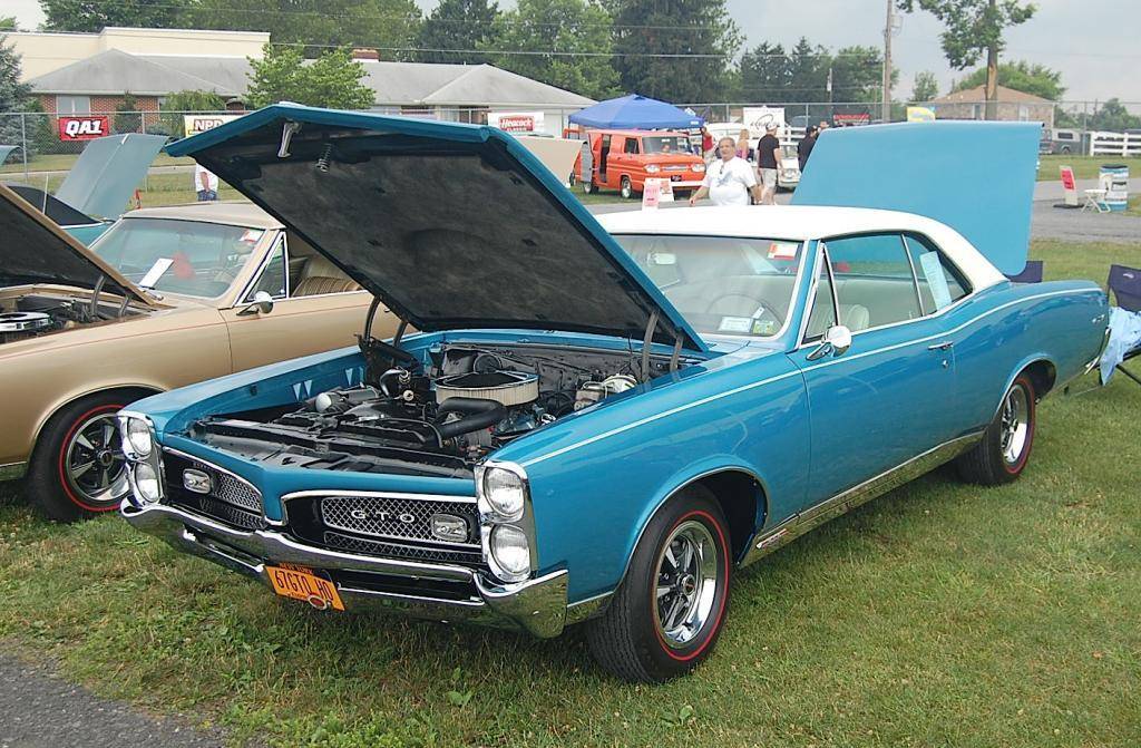 Referencia: Pontiac GTO 1967%20GTO%20-%20Two-Tone%20Paint_zpsgkbkitrc