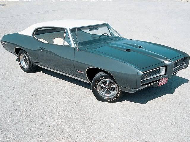 Referencia: Pontiac GTO 1968%20400%20H.O.%20GTO%20-%20Two%20Tone%20Paint%20nao%20e%20vinil%20e%20metal%20pintado_zpsuhk0f2lp