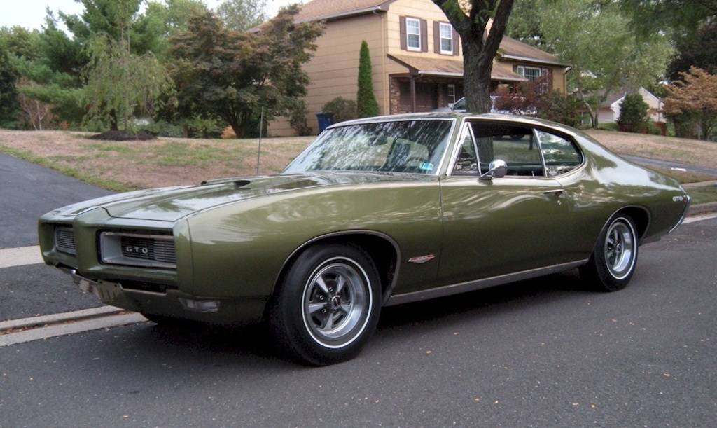 Referencia: Pontiac GTO 1968%20GTO%20with%20RPO%20453%20G70x14%20WSW%20tires_zpsmdw8oply