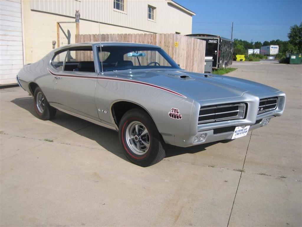 Referencia: Pontiac GTO 1969%20judge%20silver_zpsotqrg2mj