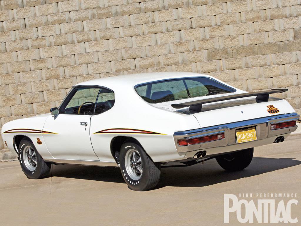 Referencia: Pontiac GTO 1970%20GTO%20amp%20Judge%20Firestone%20Wide%20Oval_zpsydfmmzy0