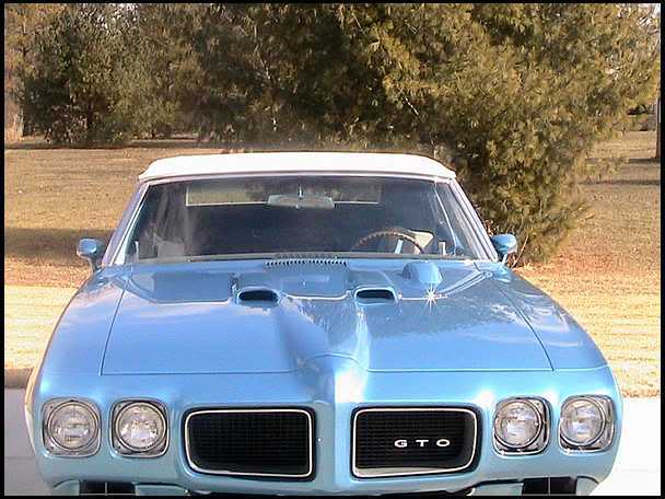 Referencia: Pontiac GTO 1970%20Pontiac%20GTO%20HO%20455%20Convertible%20455%20CI%20Automatic%20One%20of%20241%20HO%20455%20automatic%20convertibles%20produced_zpsytmcthhz