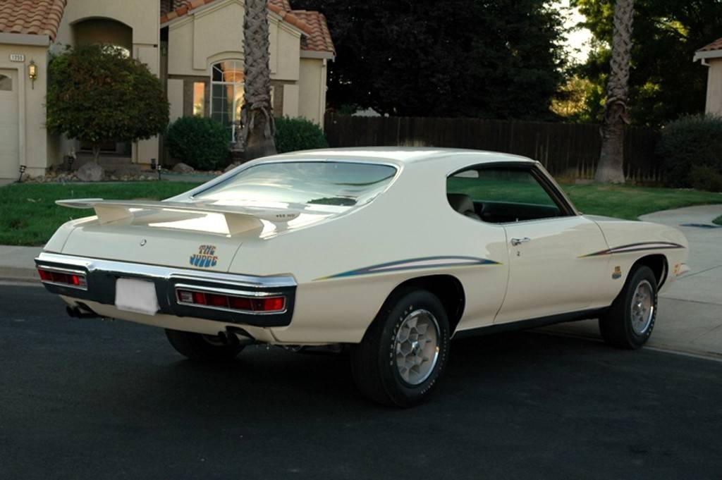 Referencia: Pontiac GTO 1971%20Judge%20-%20Cameo%20White_zpscz2cli5g