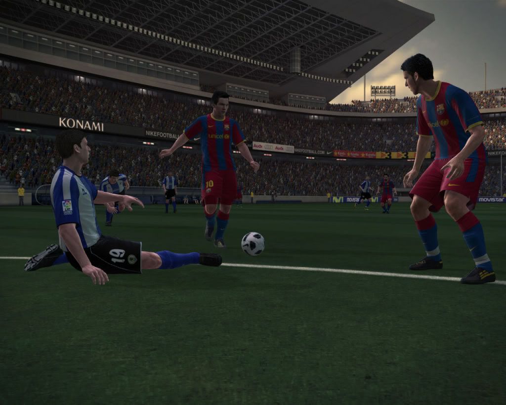  حصرياً : صور + معلومات لـ آخر تحديث للعبة المشهورة New PES 2010 Patch 4.0 Screens Released Clip_2