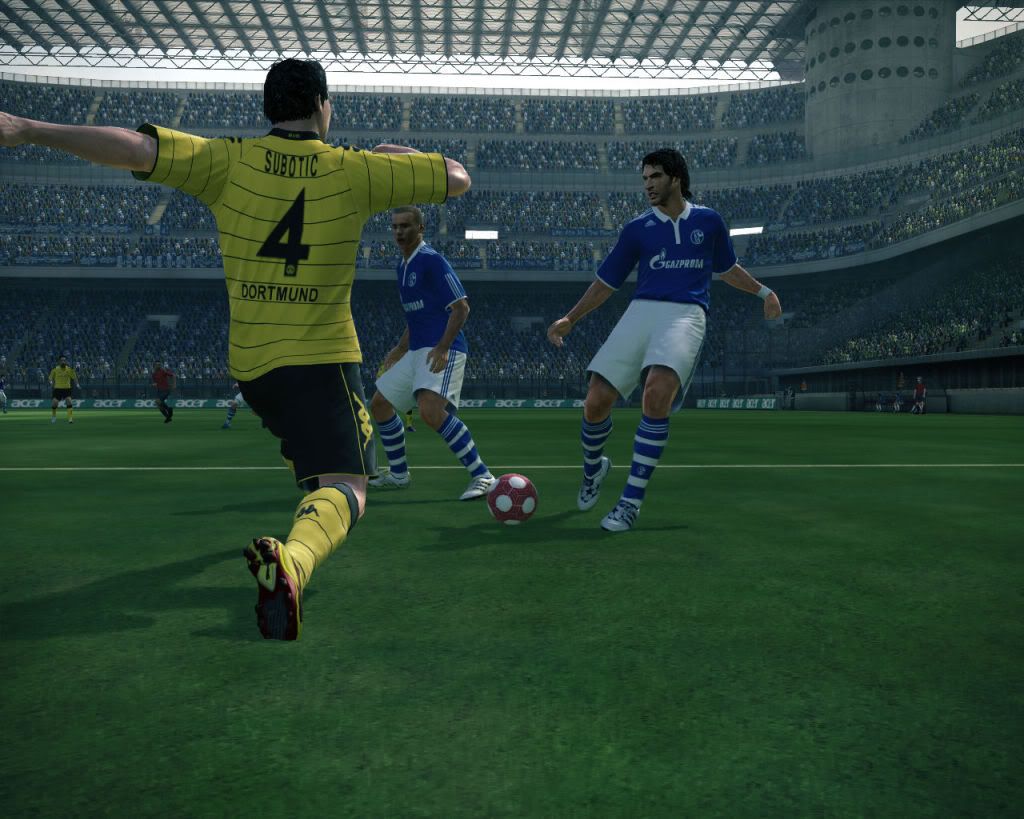  حصرياً : صور + معلومات لـ آخر تحديث للعبة المشهورة New PES 2010 Patch 4.0 Screens Released Clip_8