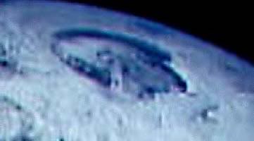 Hollow Earth Ats43496_hollowearth1