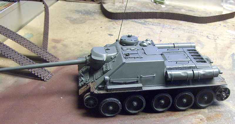 SU-100 Tank destroyer Su-100bild2