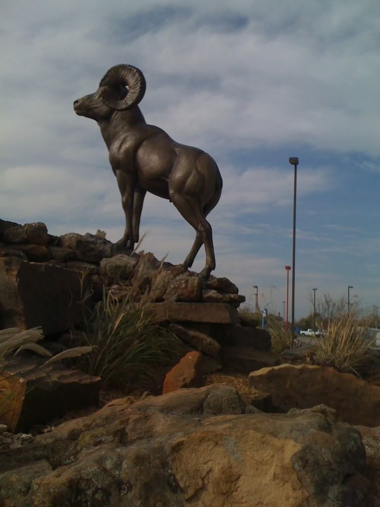 thought this ram statue was pretty cool...check it out 00d4d3a0