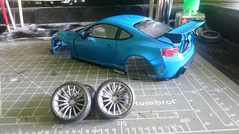 Toyota gt 86 y toyota gt 86 Rocket Bunny  Aoshima  1/24 - Página 4 2016-04-21%2010.47.35