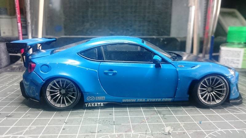 Toyota gt 86 y toyota gt 86 Rocket Bunny  Aoshima  1/24 - Página 4 2016-05-07%2018.19.03