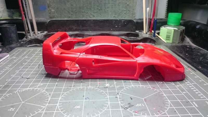 Ferrari F40 1/24 TAMIYA 2016-05-31%2000.09.39