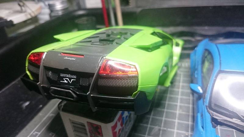 Lamborghini Murcielago LP670-4 SV 1/24 AOSHIMA - Página 2 2016-06-09%2011.04.14