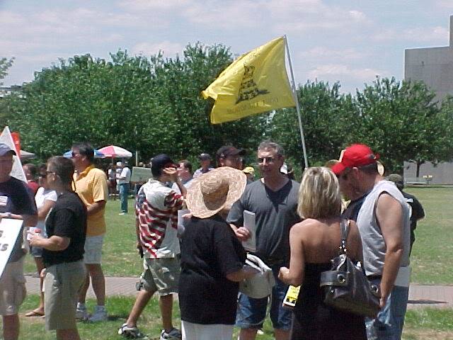 Raleigh Independence Day TEA Party 2009 MVC-016F-2