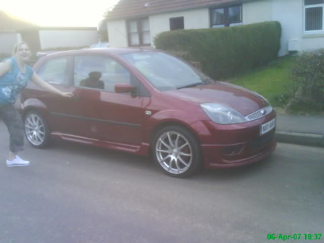 Svensey's Fiesta Mk6 DSC00253