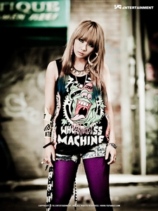 2NE1 Cl