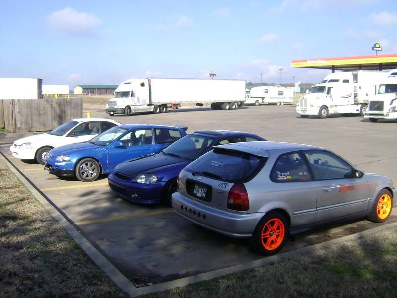 pics from a honda meet/ pig trail run from a while back DSC01575