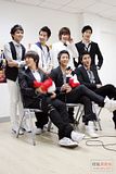 [TRAD- SJM] Entrevista exclusiva: Novo álbum será lançado no 2º semestre Th_Img1158374_f